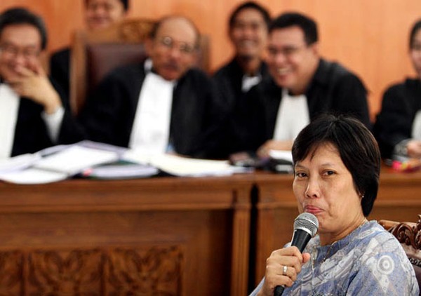 Yultje Aprianti Bersaksi di Sidang Susno