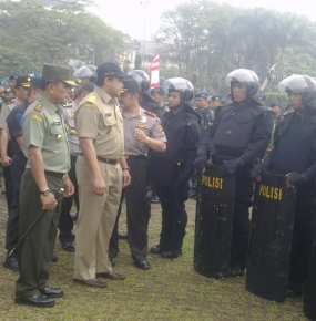 Muspida Jabar Hadiri Gelar Pasukan Operasi Lilin Lodaya 2010