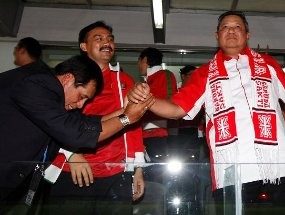Spanduk Turunkan Nurdin! Muncul di Bukit Jalil