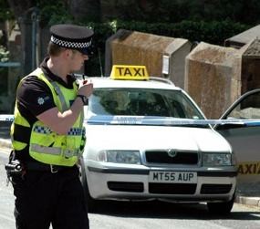 Ajakan Kencan Ditolak, Wanita Australia Ngamuk