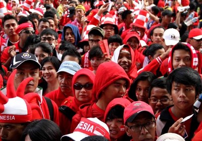 GBK Mulai Memerah