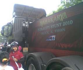 Akhirnya Polisi Hentikan Aksi Limbad 