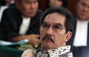 Antasari Dieksekusi ke LP Cipinang Pukul 10.00 WIB