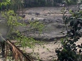 Material di Kali Putih Meluap, Jalur Yogya-Semarang Ditutup