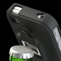 iPhone 4 Bisa Jadi Pembuka Botol