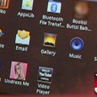 Gadis 12 Tahun Dapat Kado Tablet Porno