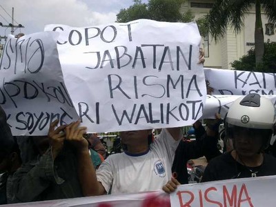 Pro Tol Tengah Kecam Walikota
