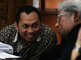 Usut Gayus, Imigrasi Cek Data Penumpang Mandala & Garuda Indonesia