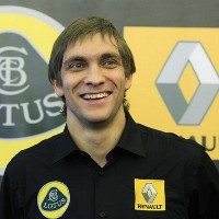 Petrov Siap Saingi Ferrari & McLaren