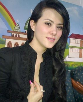 Angel Lelga: Nggak Zaman Ustad Kawin Dengan Banyak Wanita