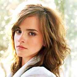 Emma Watson Bingung Gunakan Uangnya yang Terlalu Banyak