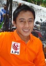 Syamsul Arif: Bola Plastik dan Kontrak Rp 2,5 M