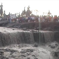4.187 Warga Magelang Mengungsi Akibat Banjir Lahar Dingin