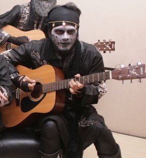 Keluarga Donny dan NYL Berunding