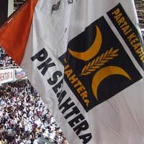 PKS: Lakukan Reshuffle Kabinet, SBY Bunuh Diri