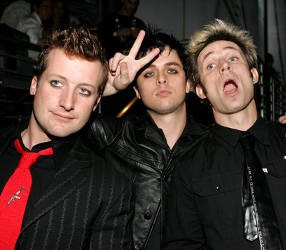 Green Day Masih Pikir-pikir Filmkan American Idiot