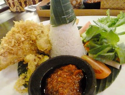 Ayam Kremes di Bakers Corner
