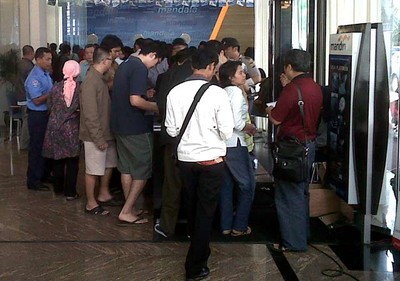 Proses Refund di Kantor Mandala Mulai Tertib