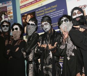 Tanggapan Personel Kuburan Soal Tuduhan Pemerkosaan