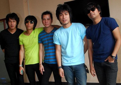 Warna-warni Armada Band