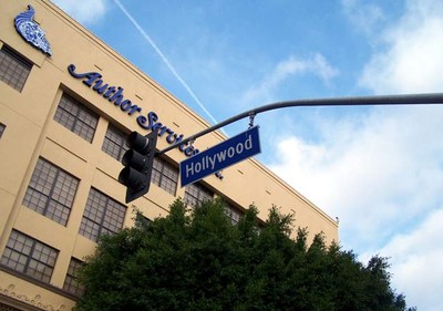 Menyapa Hollywood