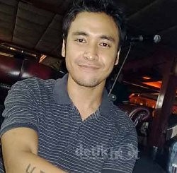 Ello Siapkan Lagu untuk Proyek Go International