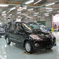 Penadah Beli Avanza Bodong Rp 12 Juta, Innova Rp 18 Juta  