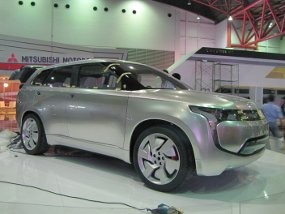 Mitsubishi Siapkan 8 Model Baru Mobil Hijau