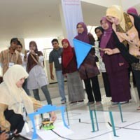 Mahasiswa Aceh Buat Kontes Robot