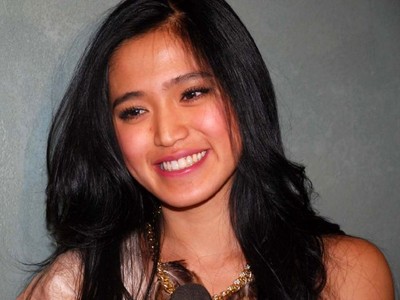 Gaya Manis Jessica Iskandar