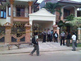 Istri Bos Pabrik Sabu di Pamulang Mengaku Tidak Tahu Kegiatan Suaminya