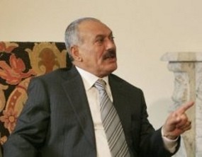 Tuntut Presiden Mundur, Ribuan Warga Yaman Berdemonstrasi