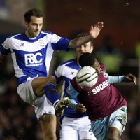 Birmingham Tantang Arsenal di Final