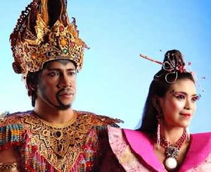 Menonton Hewan Main Teater di Bali Safari & Marine Park