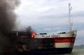 KMP Laut Teduh Masih Berasap, KNKT Fokus Periksa Kru Kapal