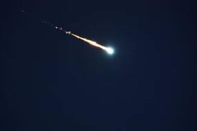 Cahaya Aneh di Pacitan Diduga Stony Meteor Fireball