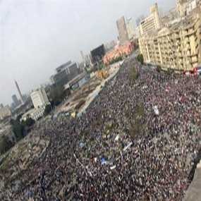 Hingga Dinihari, Sejuta Warga Mesir Masih Turun ke Jalan