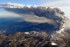 Gunung Berapi Jepang Meletus, Penerbangan Internasional Ditunda