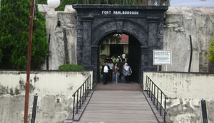 Objek Wisata Sejarah Fort Marlborough