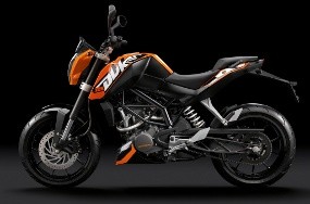 Bajaj Berminat Boyong KTM Duke ke Indonesia