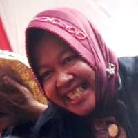 Risma Ogah Bicara Konflik Politik