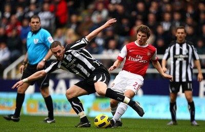 Drama Delapan Gol di St. James Park