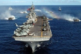 AS Kerahkan Kapal Perang dan Tentara ke Mesir