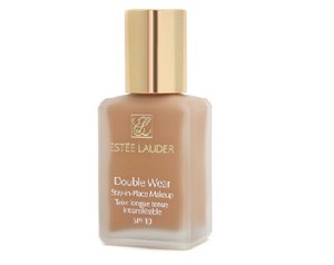 Cantik Tahan Lama dengan Foundation Estee Lauder
