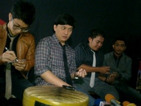 Enam Bulan Beredar, Album Yovie & Nuno Raih Double Platinum