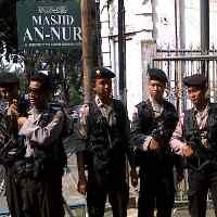 Pengamanan Masjid Ahmadiyah di Surabaya Diperketat