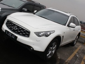 Trio Mobil Mewah Infiniti Hadir 16 Maret