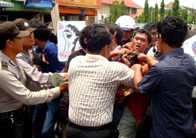 Aksi Solidaritas Untuk Rakyat Mesir Ricuh