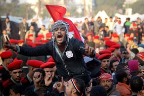 Mubarak Tumbang, Demo Berlanjut