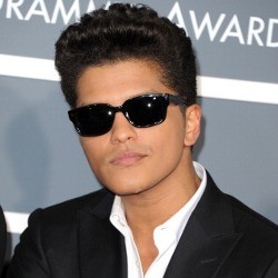 Bruno Mars Kalahkan Michael Jackson di Grammy Awards